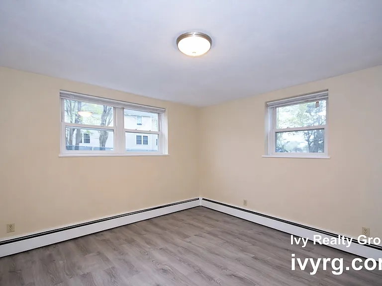 1105 Lexington St #7-3 — Photo 8