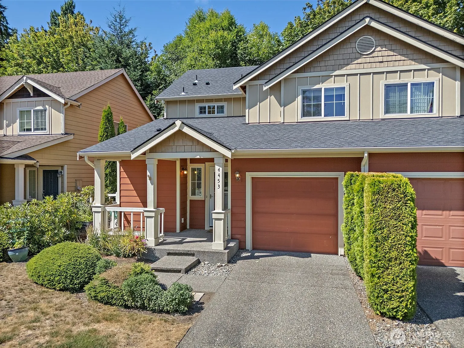 4453 Roxanna Loop SE photo 1