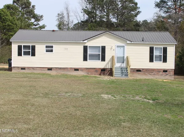 47 Valley Acres Drive, Whiteville, NC 28472