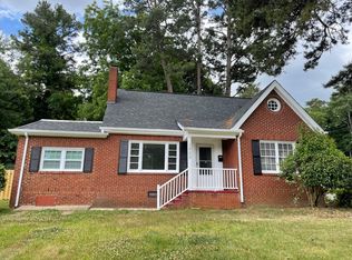 2800 Shamrock Dr, Charlotte, NC 28205