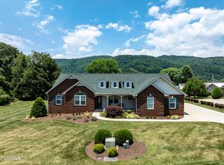 203 Old Farm Rd, Erwin, TN 37650