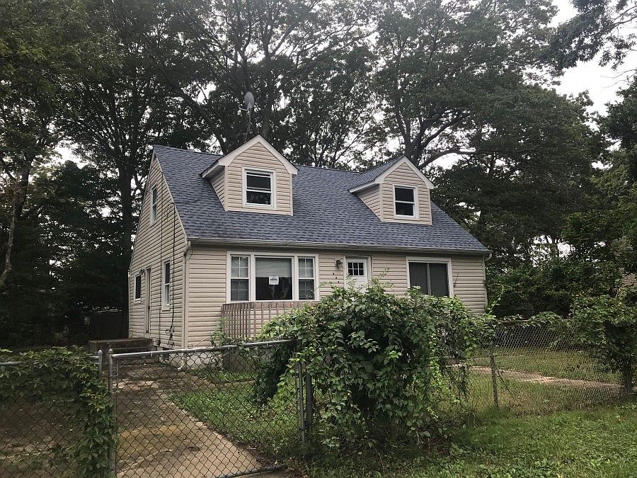 2nd image of 296 McKinley Dr