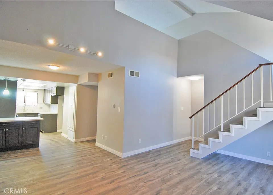 746 N Eucalyptus Ave #16