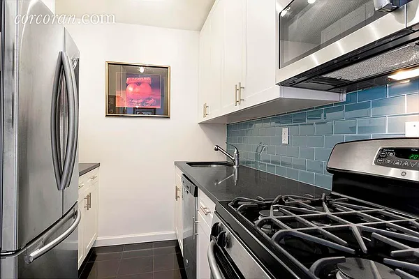 Sold by Corcoran | media 4