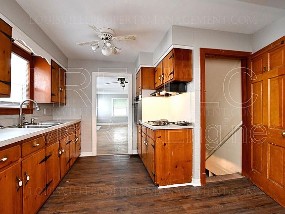 4th image of 402 N 41st St