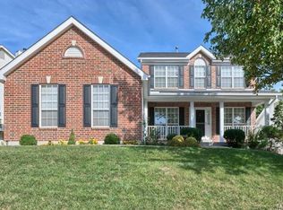 443 Hamilton Meadows Dr, Fenton, MO