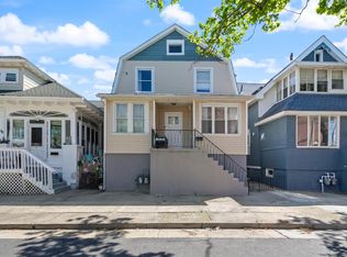 11 N Weymouth Ave, Ventnor, NJ