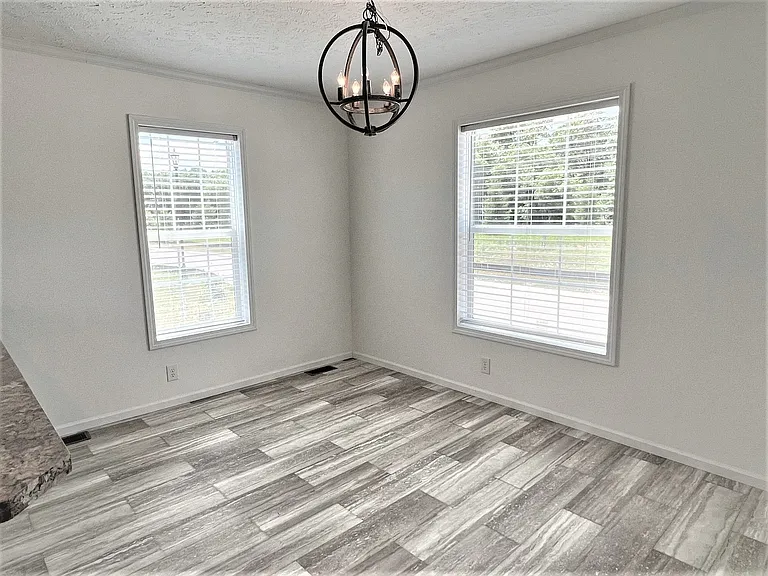 16181 Lancaster Way — Photo 16