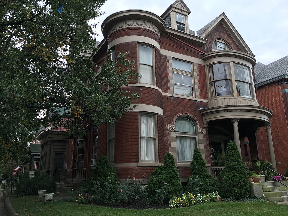 Beautiful Queen Anne style mansion
