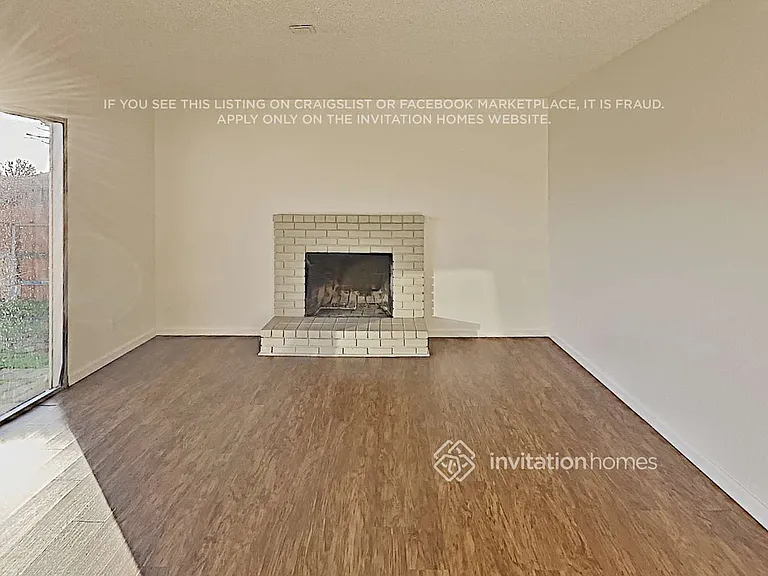 7483 Mandy Dr — Photo 3