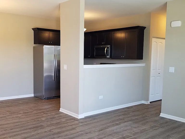 4402-4432 Timber Ridge Ct — Photo 4