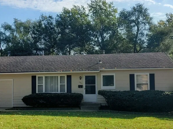 7307 Woodson St, Overland Park, KS 66204
