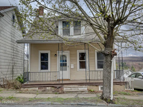 1461 Wabash St, Coal Township, PA 17866