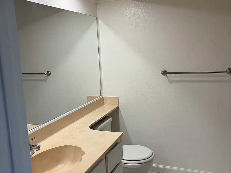 120 Hackamore Ln — Photo 7