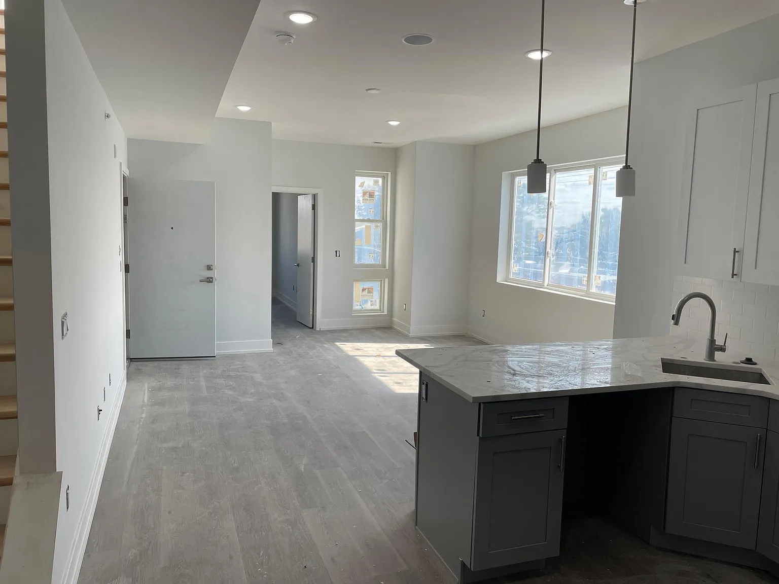 2101 N Fairhill St — Photo 3
