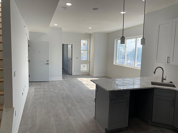 5th image of 2101 N Fairhill St #2