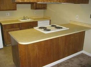 1039 Clinton Rd, Sacramento, CA 95825