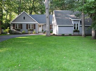 4835 Tyler Oaks Dr, Hudsonville, MI 49426