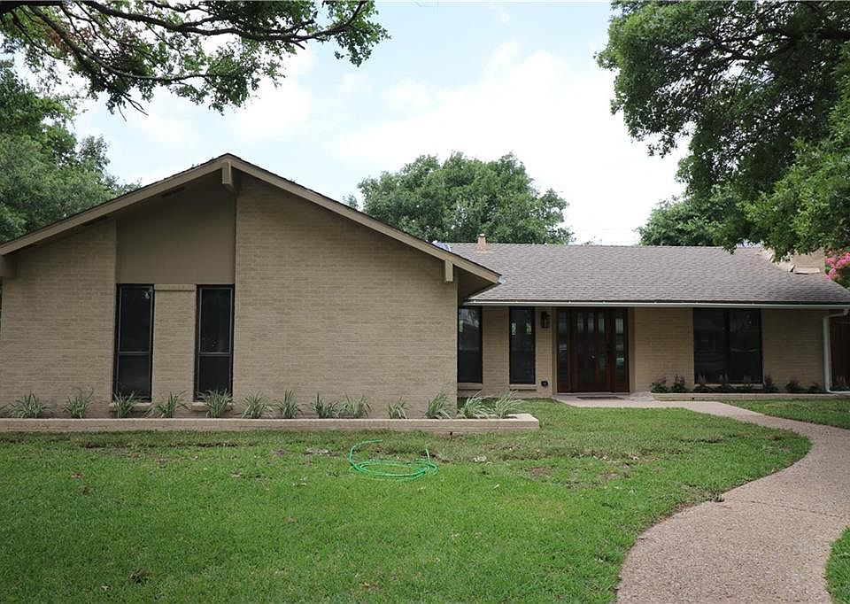 1st image of 12521 Lochmeadows Dr