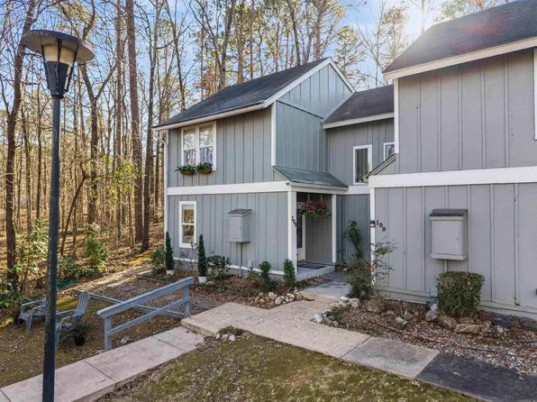 200 Gaucho Ln, Hot Springs, AR 71909