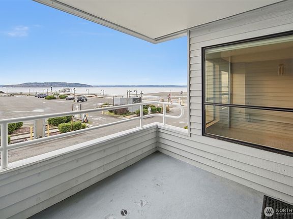 2nd image of 22211 Cliff Avenue S #104