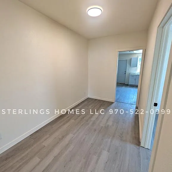 423 Oak St — Photo 5