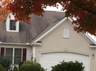 8 York Ct, Lancaster, PA 17602