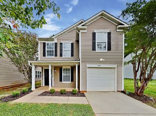 7229 Fox Point Dr, Charlotte, NC 28269