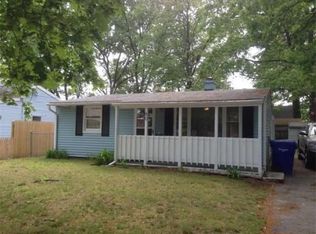 90 Middle St, Springfield, MA 01104