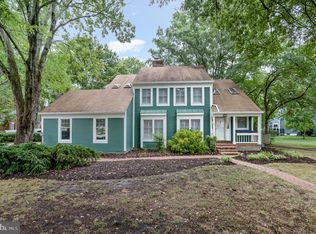 8817 Northern Spruce Ln, Alexandria, VA
