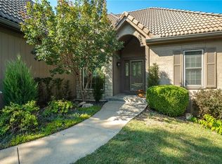 14312 W 56th Pl, Shawnee, KS 66216