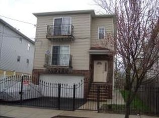 44 Hinsdale Pl #3, Newark, NJ 07104