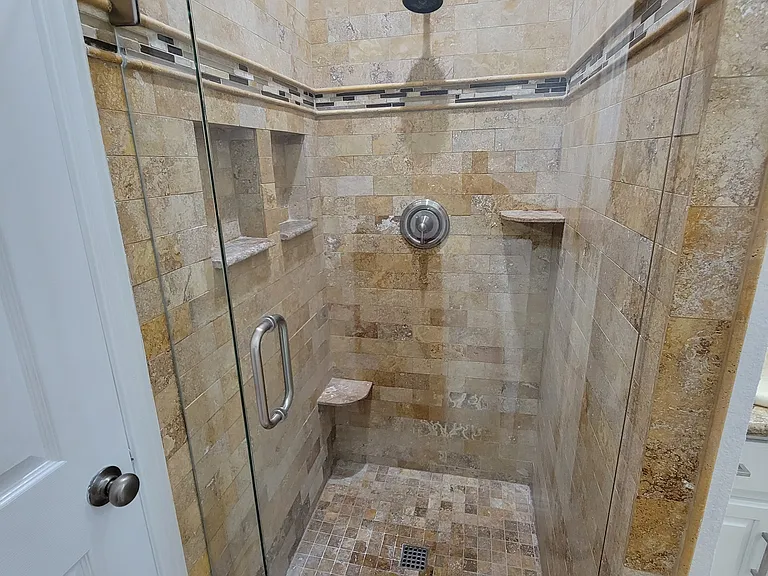 4263 Towne Lake Ct — Photo 20