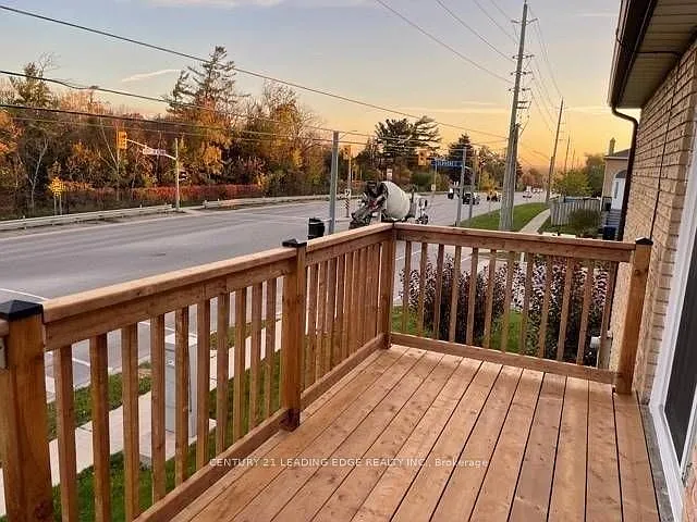 438 Colborne St — Photo 11