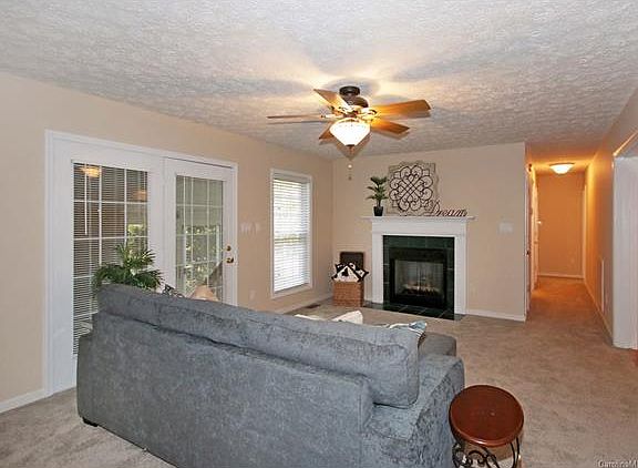 5th image of 118 Bright Star Cir