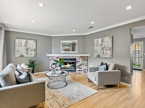 4th image of 7694 Arbor Creek Cir