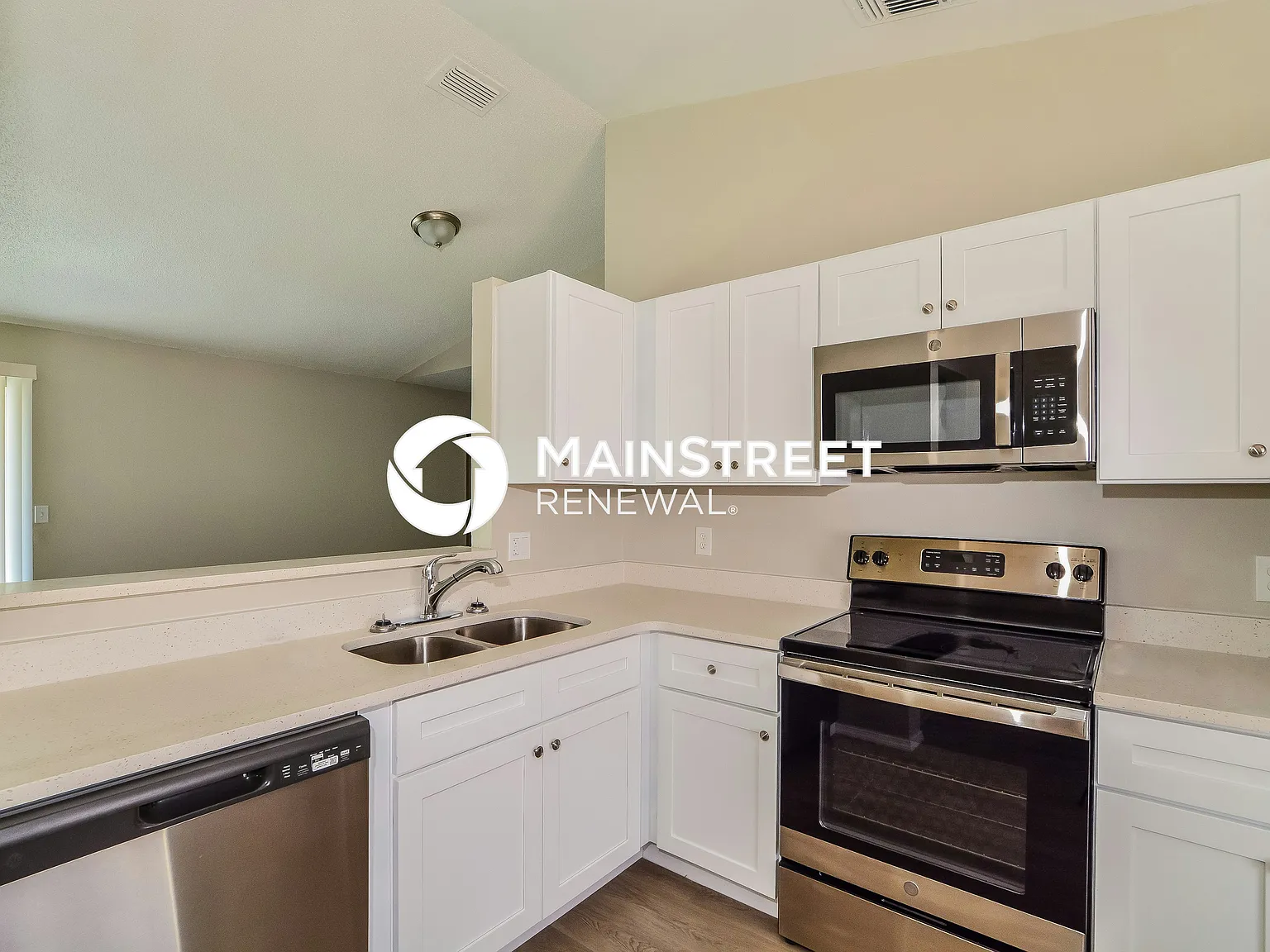 7608 Lakeside Woods — Photo 4