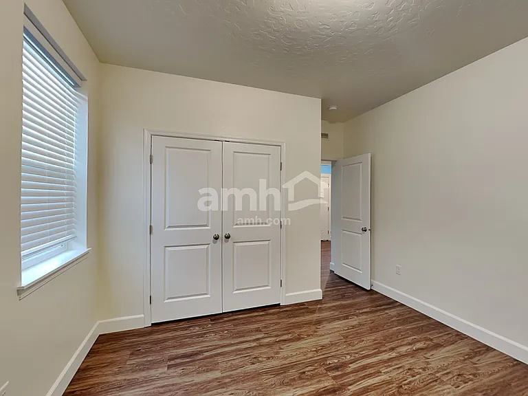 245 E Sicily Dr — Photo 25