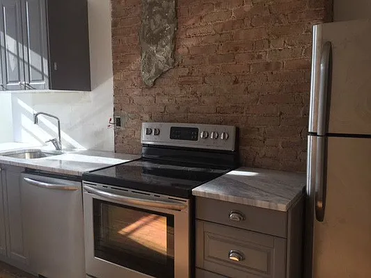 Rented by Dream Space Realty | media 25