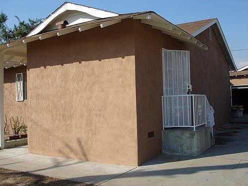 2nd image of 1543 E James Ave