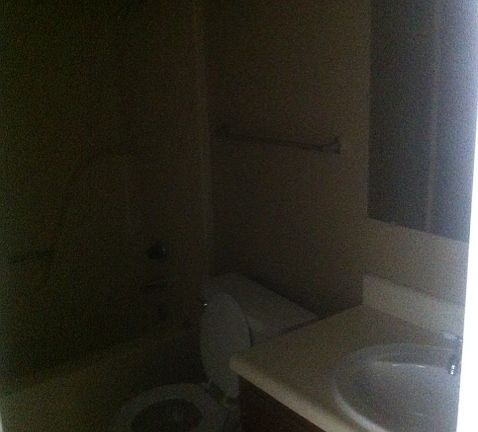 5th image of 3202 S 62nd St APT 09