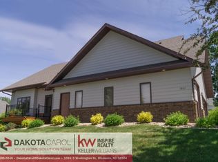 3807 Overlook Dr, Bismarck, ND 58503