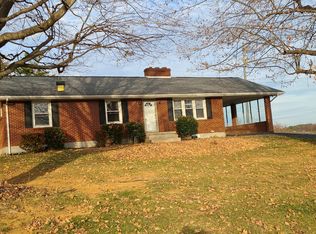 764 Country Club Rd, Troutville, VA 24175