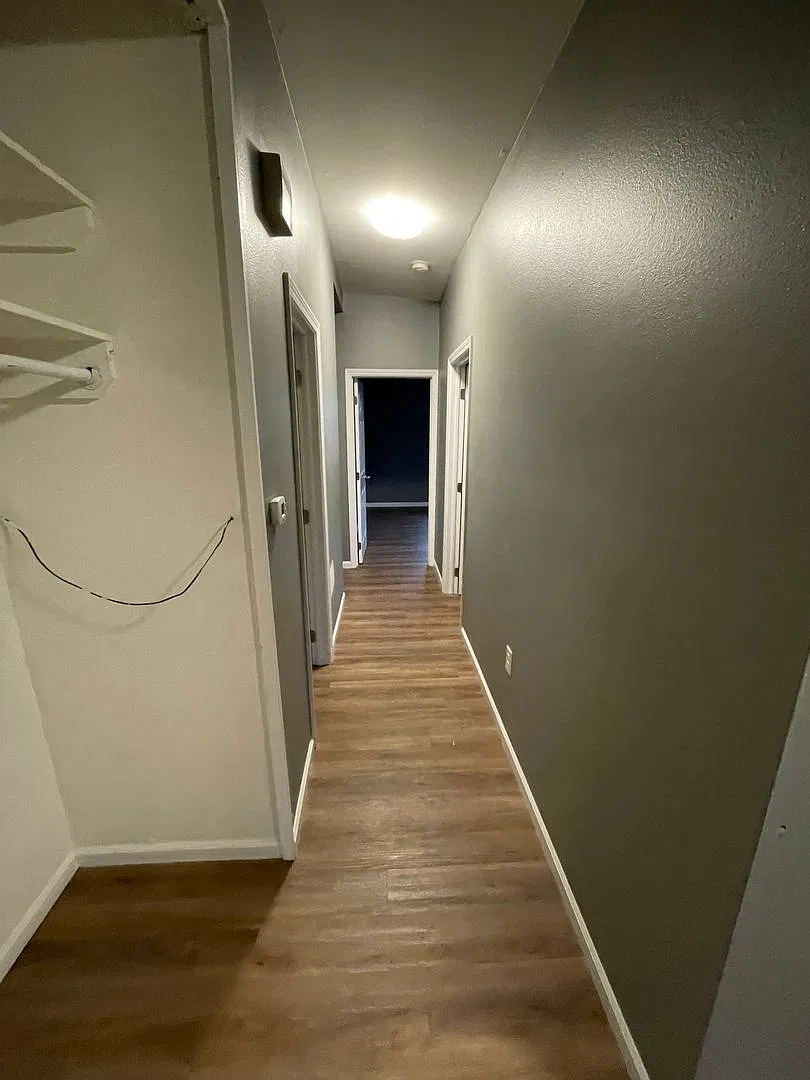 3 bed 1 bath duplex — Photo 1