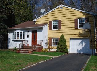 1219 Clifton Ter, Union, NJ 07083