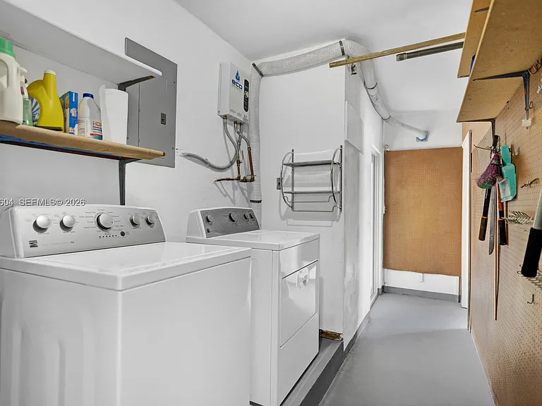 2045 SW 125th Ct — Photo 15