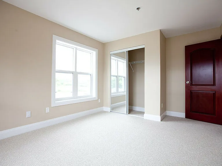 539 Armstrong Rd — Photo 13