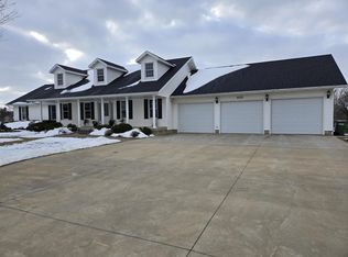 1112 9th St E, Cresco, IA 52136