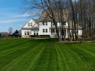 1886 Sundance Rdg, Howell, MI 48843