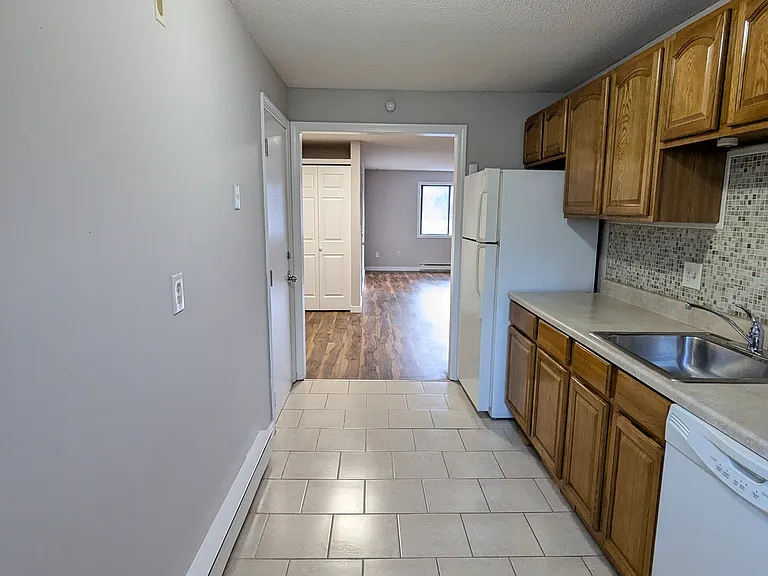 3155 E Main St #C3 — Photo 4